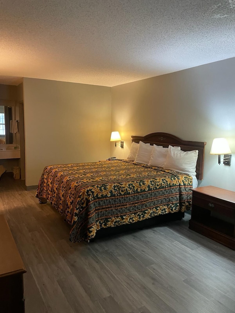 Basic Single Room photo 3