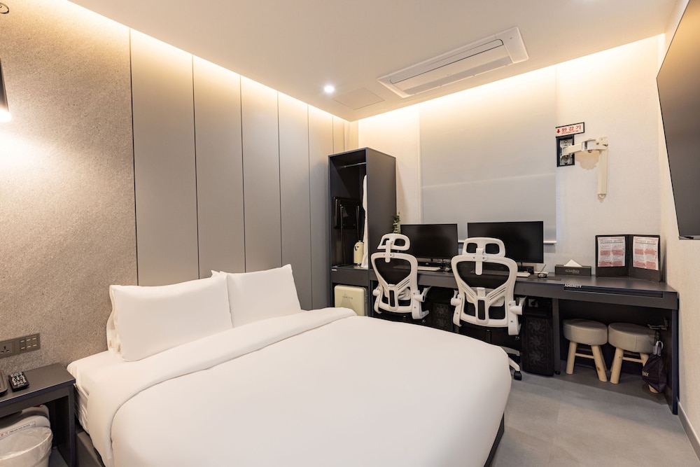 Business Room