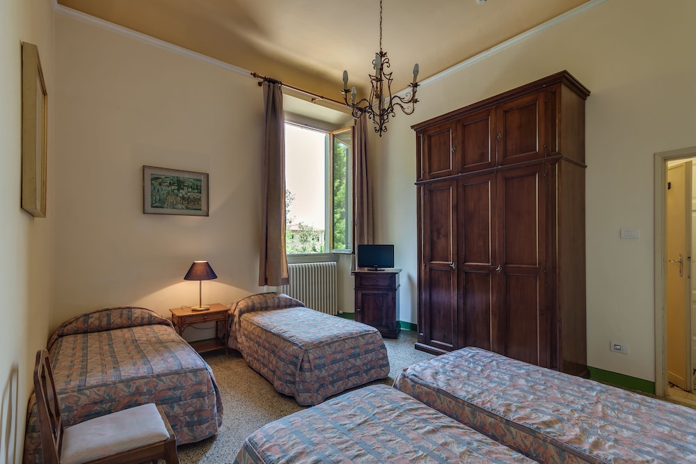 Quadruple Room photo 2