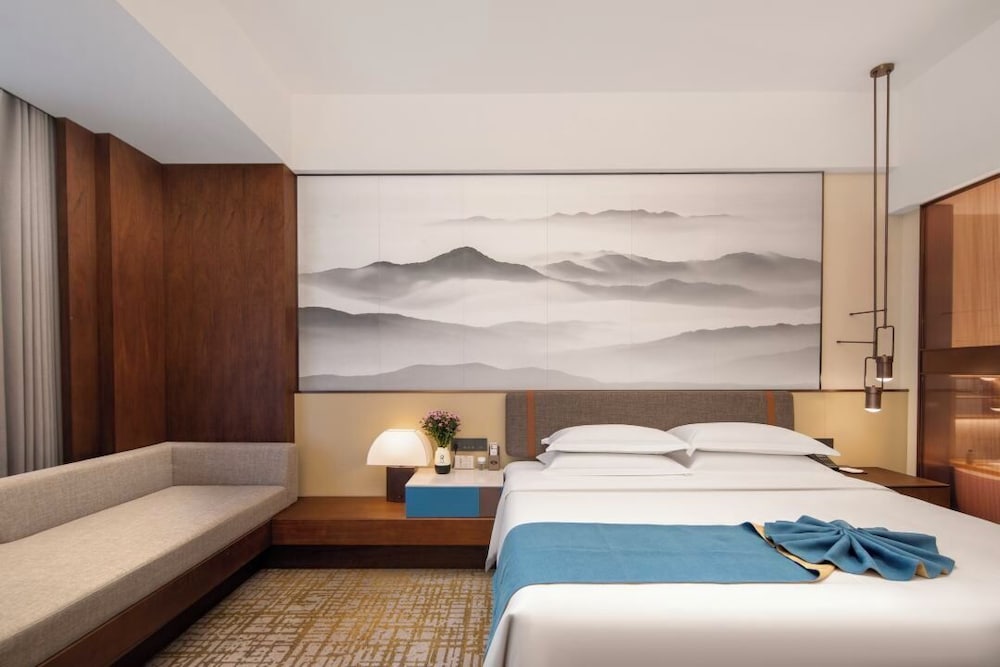 Executive Studio Suite