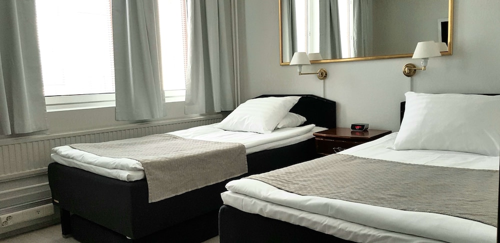 Standard Room, 2 Twin Beds, Non Smoking, Sauna - Photo 7