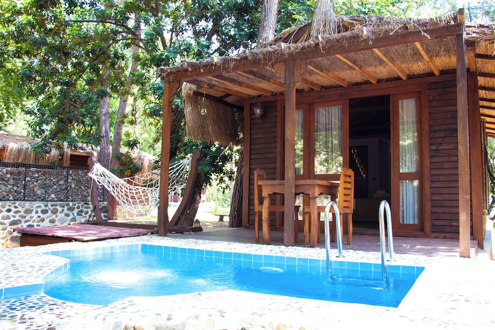 Deluxe Room, Private Pool, Mountain View