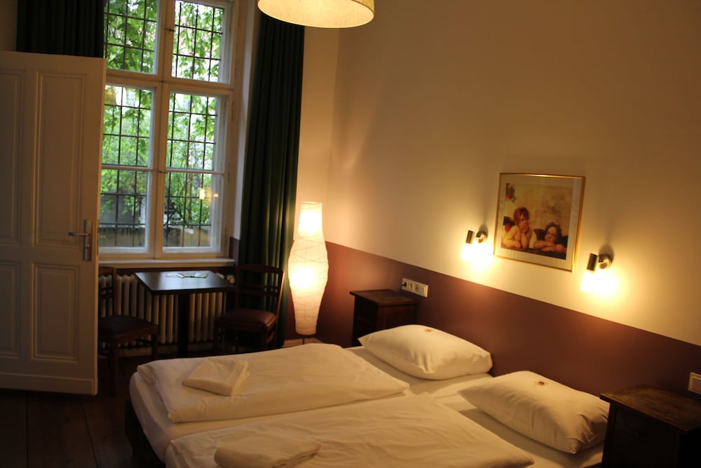 Double Room, Shared Bathroom photo 2