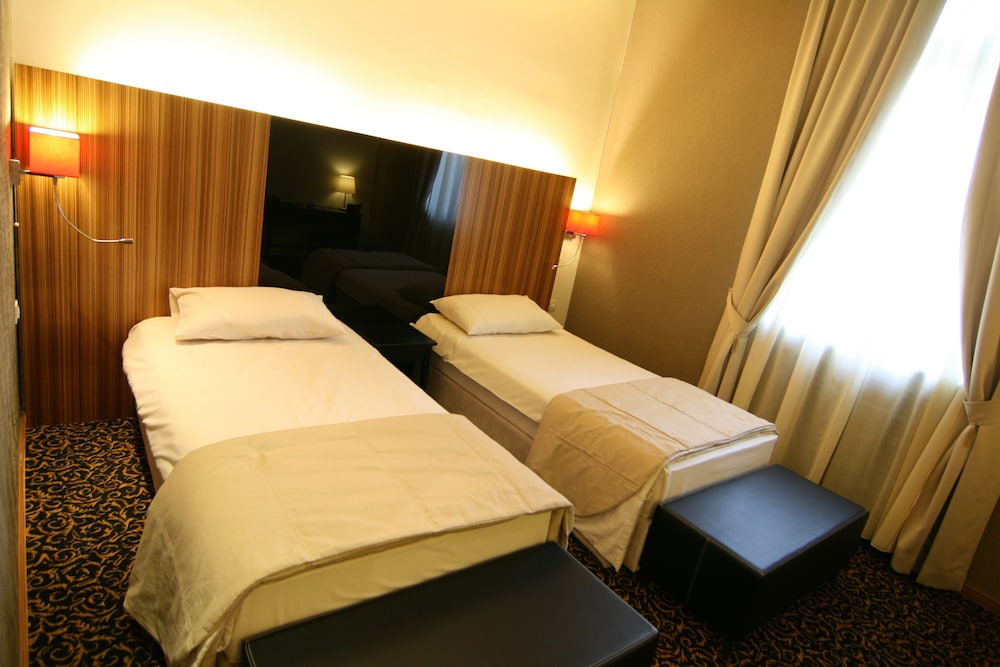 Deluxe Twin Room, 1 Bedroom, Accessible, Garden View photo 3