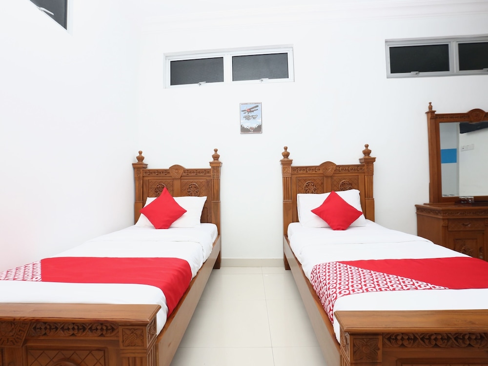Standard Twin Room photo 2