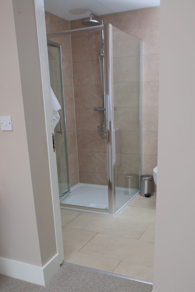 Premium Double Room, 1 King Bed, Non Smoking photo 3