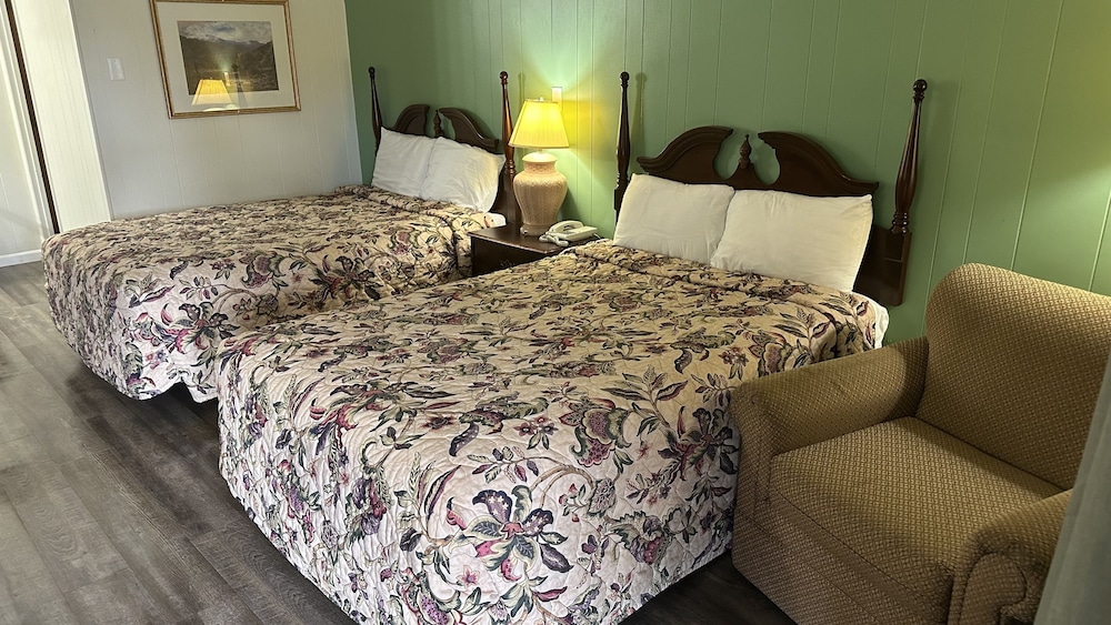 Standard Room, 2 Double Beds photo 1
