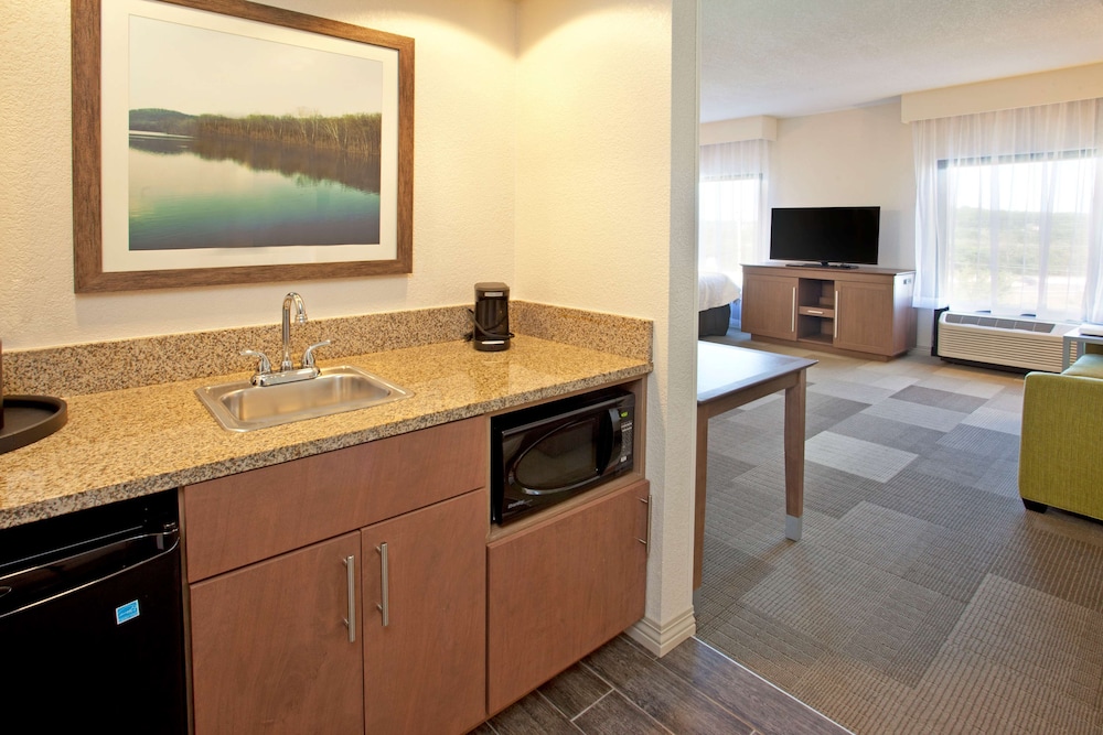 Suite, 1 King Bed, Accessible, Bathtub (Mobility) - Photo 4