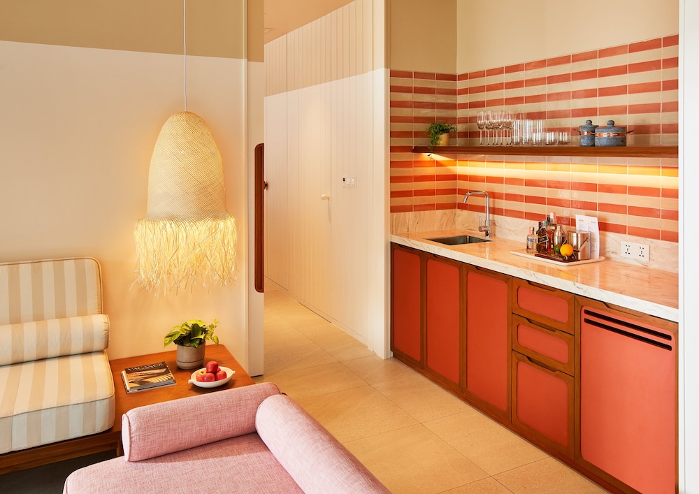 Bayside Pool Villa - Photo 9