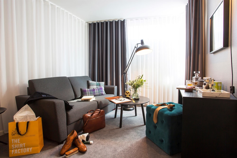 Family Room, 2 Twin Beds, Non Smoking - Photo 2