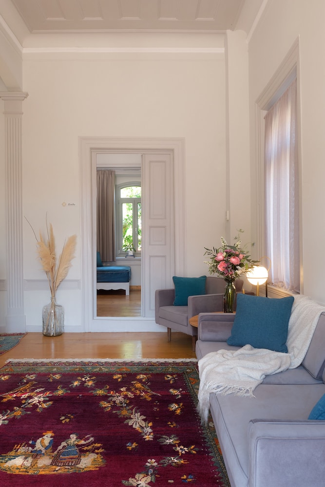 Traditional Villa - Photo 6