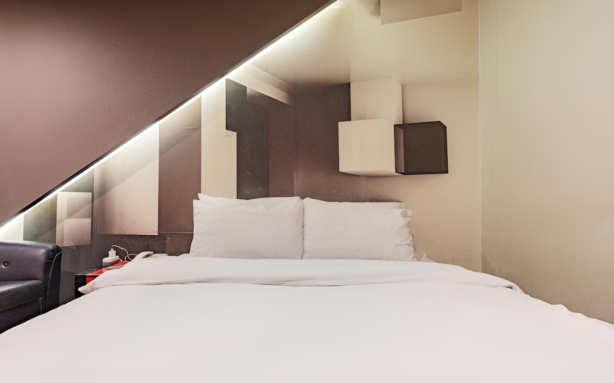 Room (Special room (free Netflix available ) photo 3