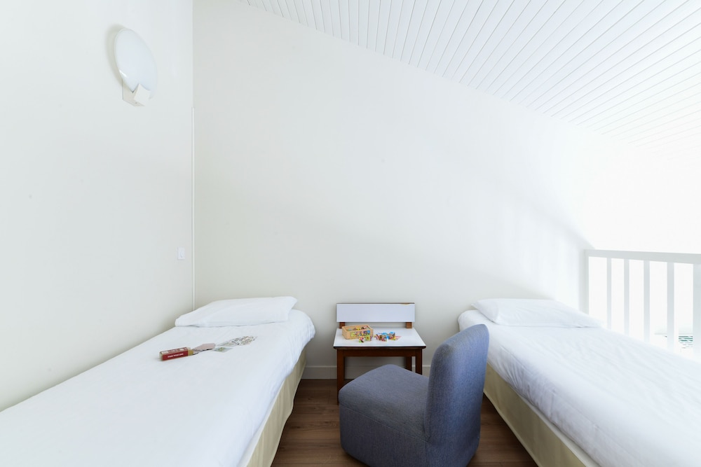 Quadruple Room - Photo 2