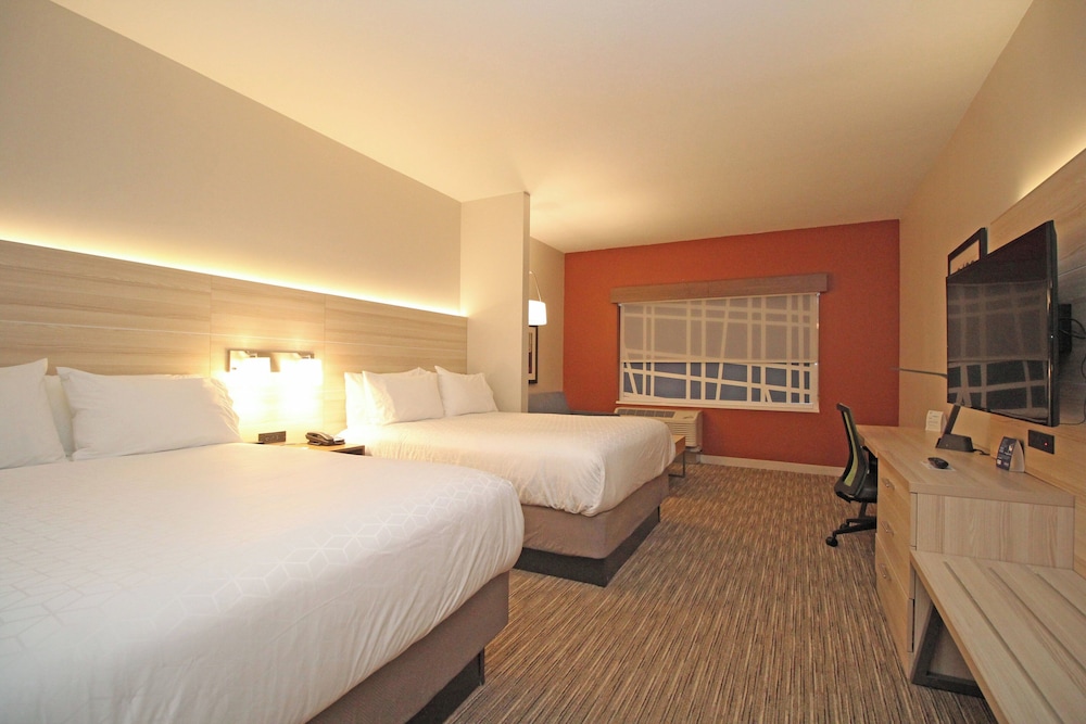Standard Room, 2 Queen Beds, Accessible (Communications) photo 2