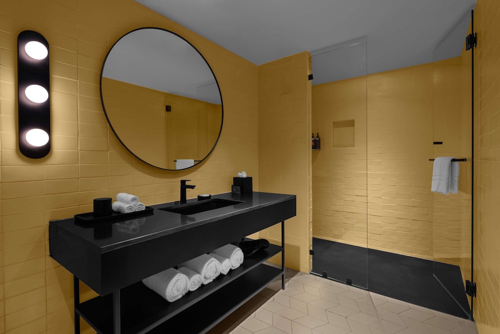 Suite, 1 Bedroom, Ocean View - Photo 6