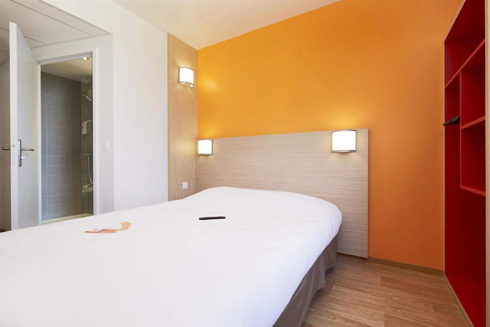 Standard Room, 1 Double Bed photo 3