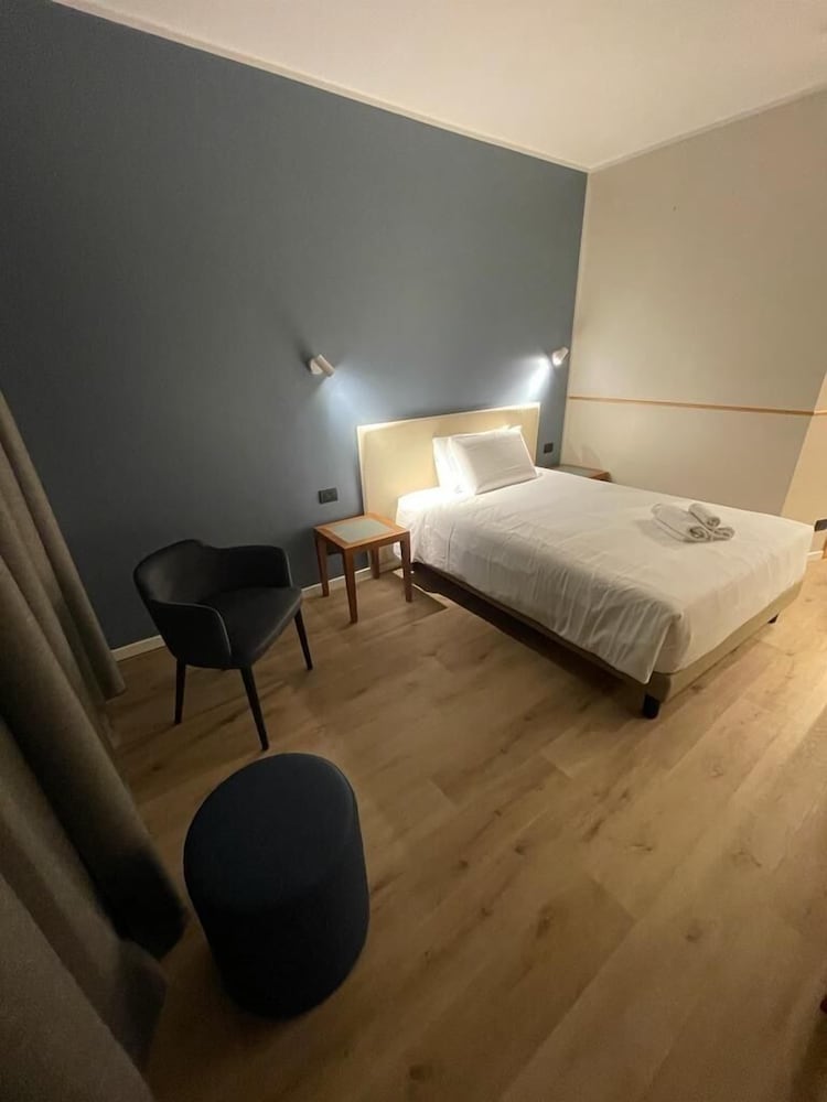 Superior Single Room