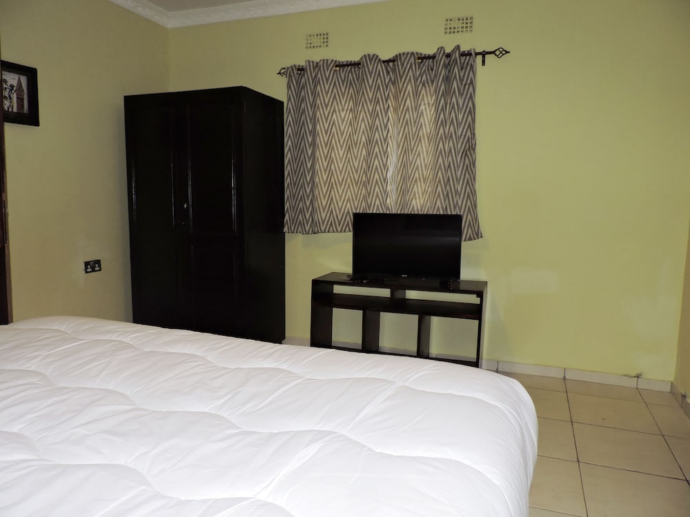 Deluxe Suite photo 3