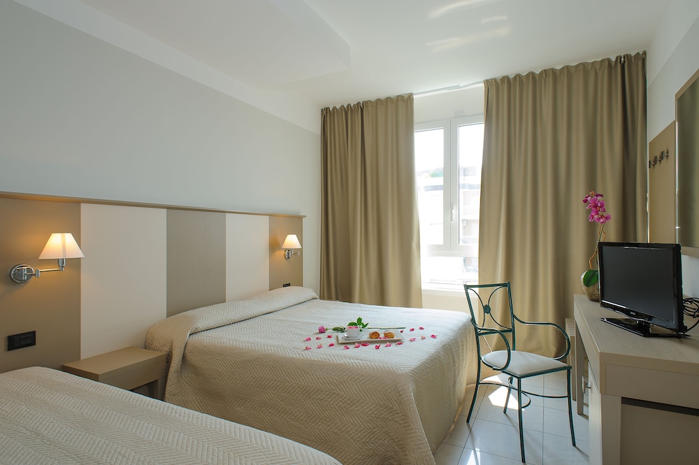 Comfort Triple Room, 1 Bedroom - Photo 1