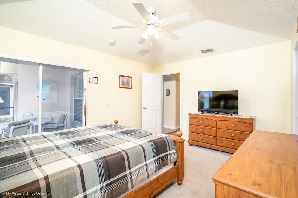 House (4 Bedrooms)