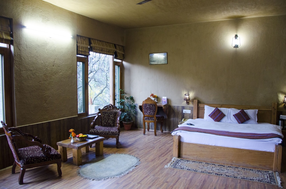 Garden Cottage - Photo 1