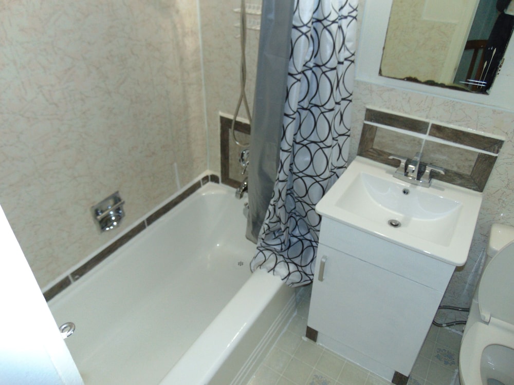 Deluxe House, 3 Bedrooms, Kitchen photo 2