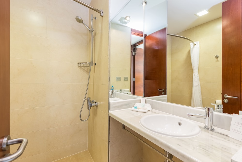 Suite, 2 Bedrooms, Garden View photo 2