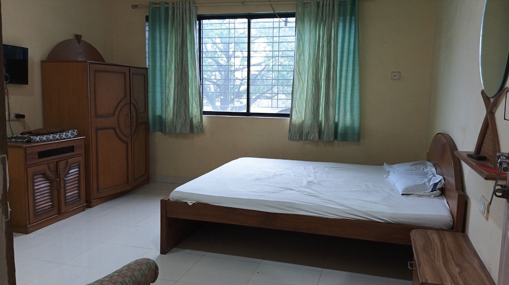 Classic Double or Twin Room