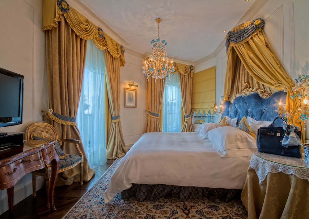Deluxe Double or Twin Room, Lake View (Isole Borromee) - Photo 2