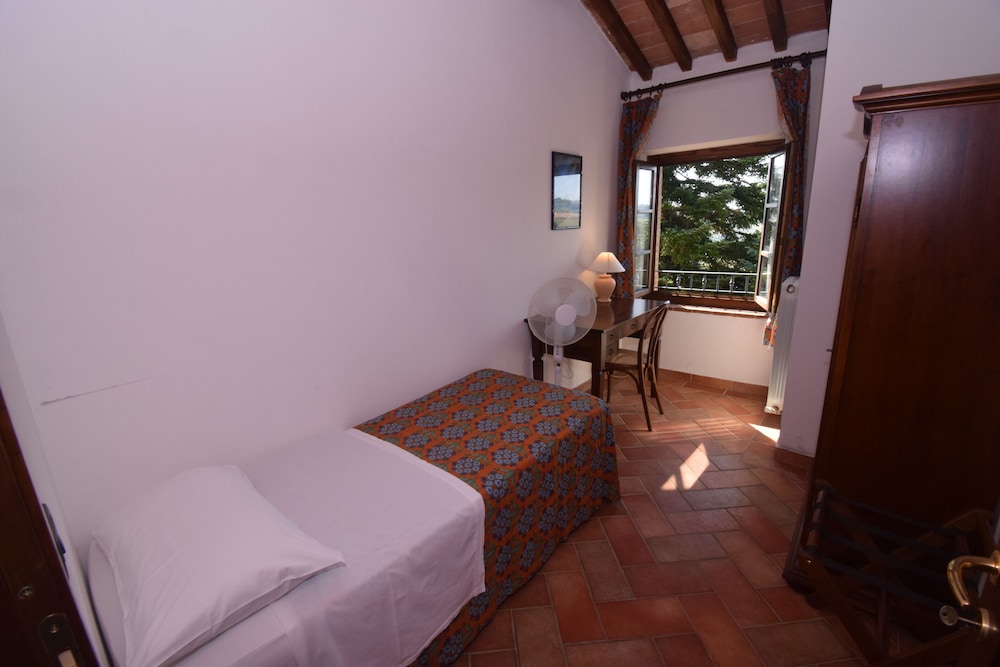Basic Apartment, 2 Bedrooms (3 pax - First Floor)
