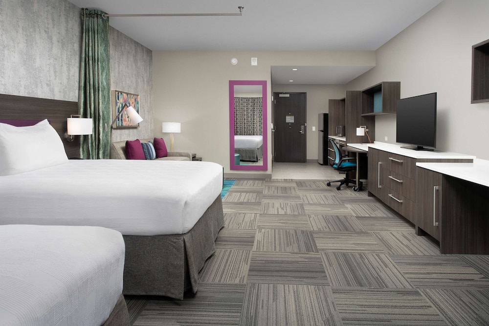 Studio, 2 Queen Beds, Accessible (Hearing) - Photo 1