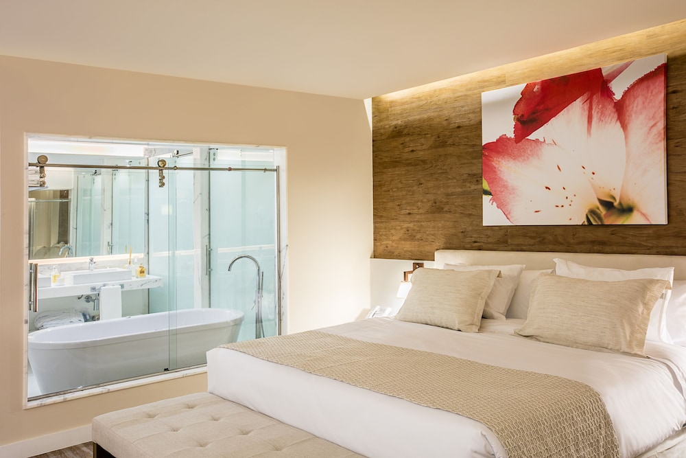 Deluxe Double Room, Jetted Tub