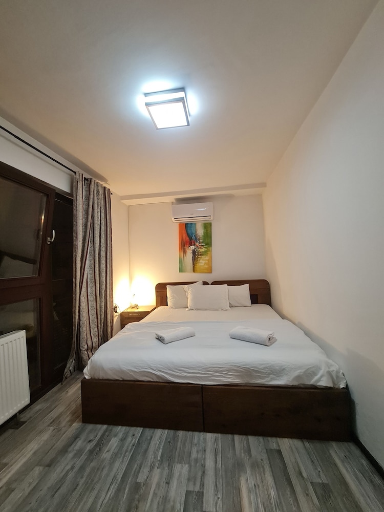 Standard Room, Non Smoking, City View photo 1