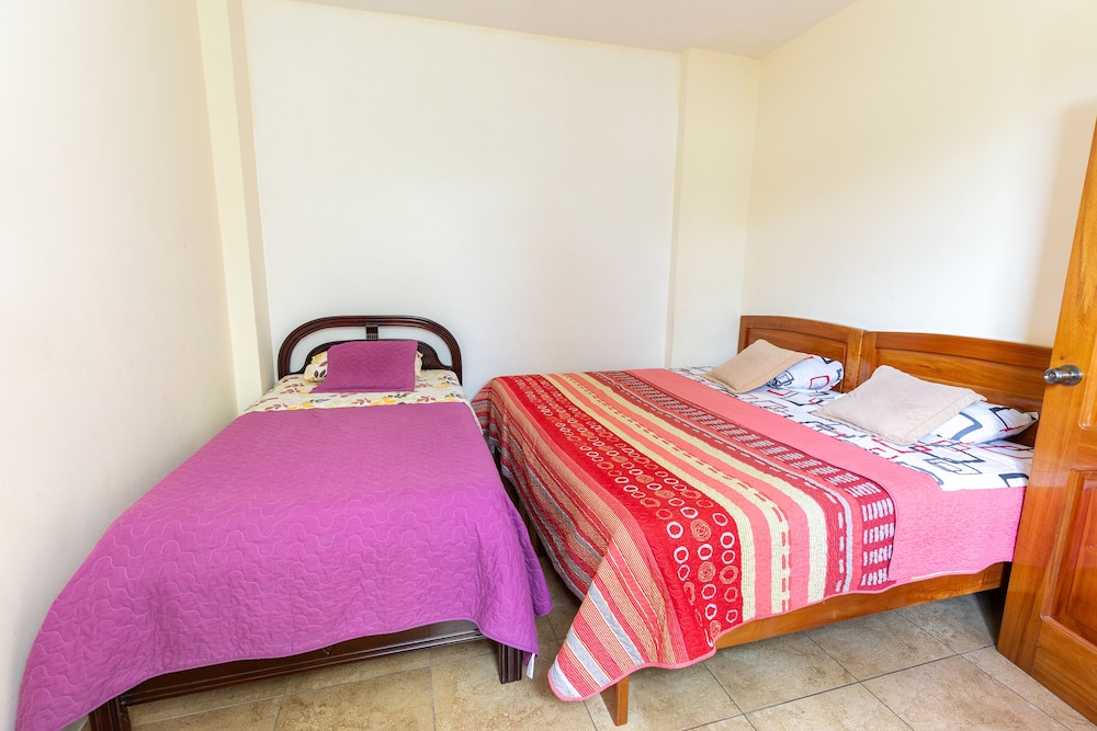 Family Apartment, 2 Bedrooms, Kitchen, Tower photo 2