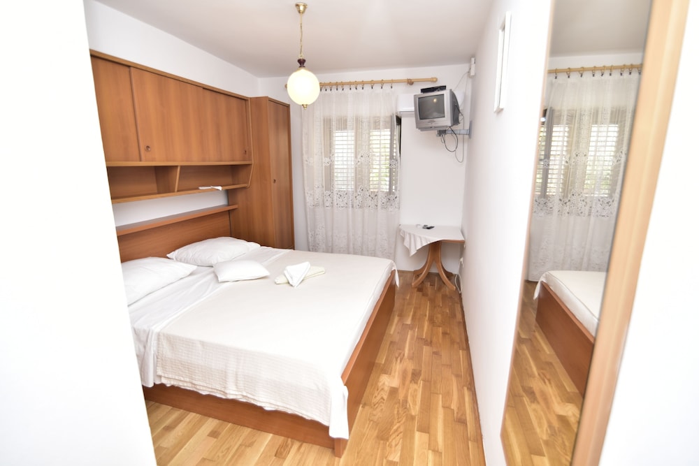 Double Room (3) photo 1