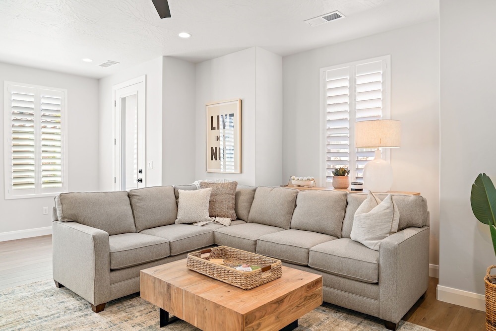 Townhome, 4 Bedrooms