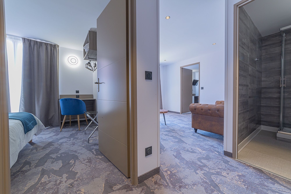 Family Quadruple Room, Terrace (with Shower)