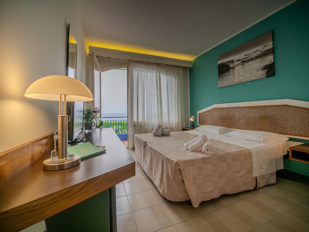 Standard Room photo 3