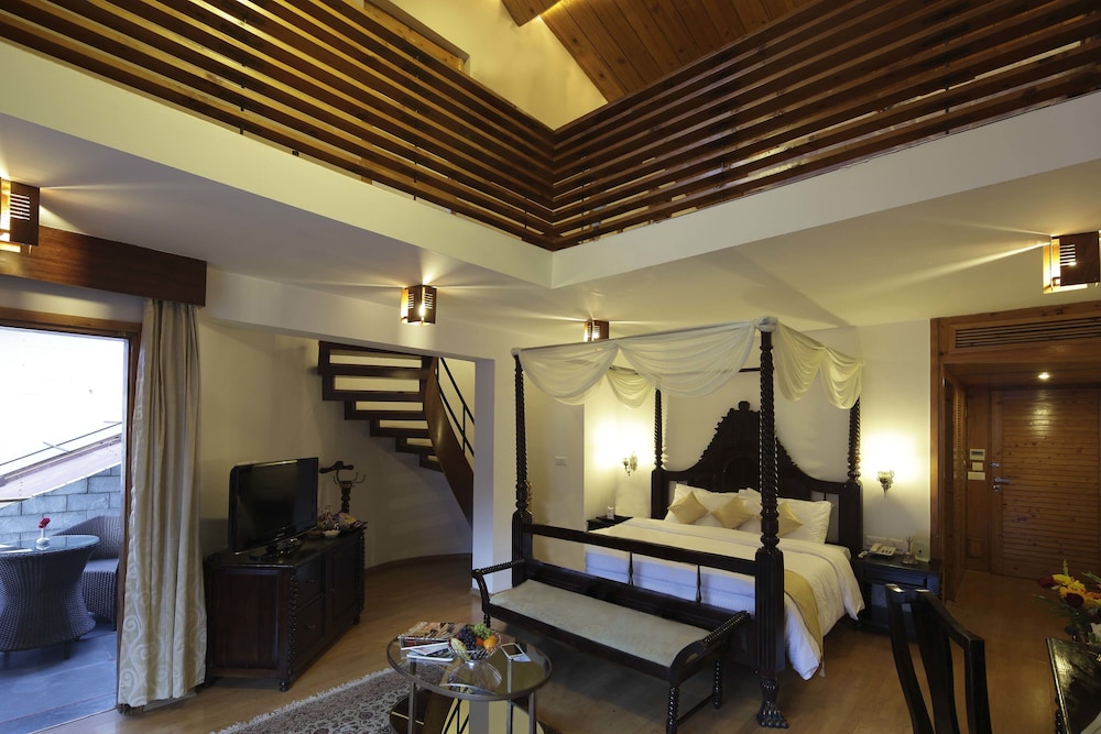 Duplex - Photo 1