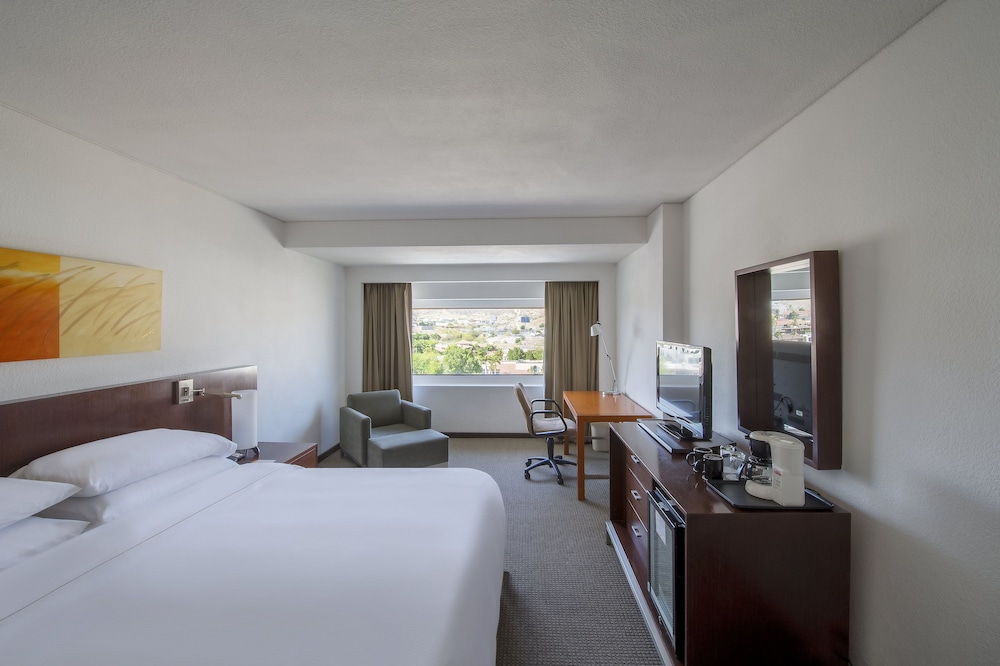 Deluxe Room - Photo 2
