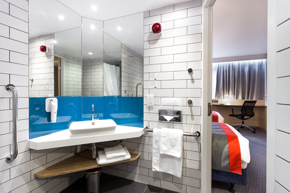 Standard Room - Photo 7