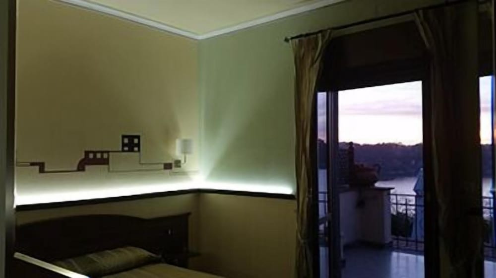 Triple Room, Balcony, Lake View