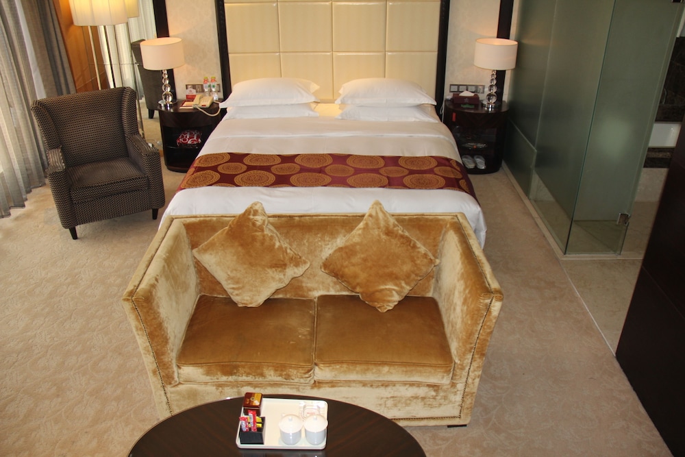 Executive Room, 1 King Bed, Non Smoking - Photo 1