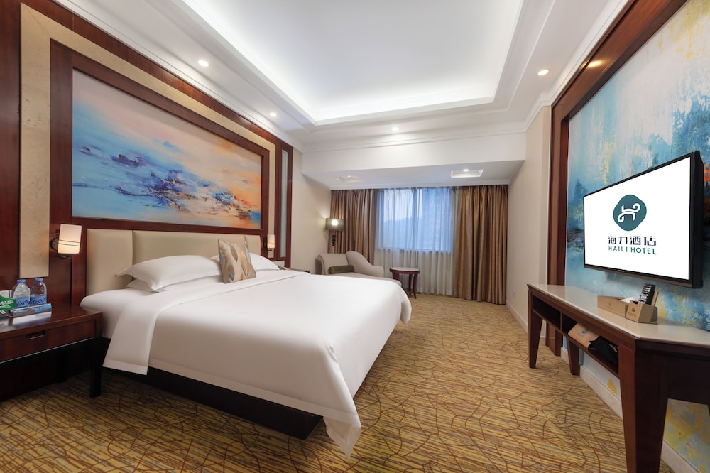 Deluxe Room, 1 Queen Bed