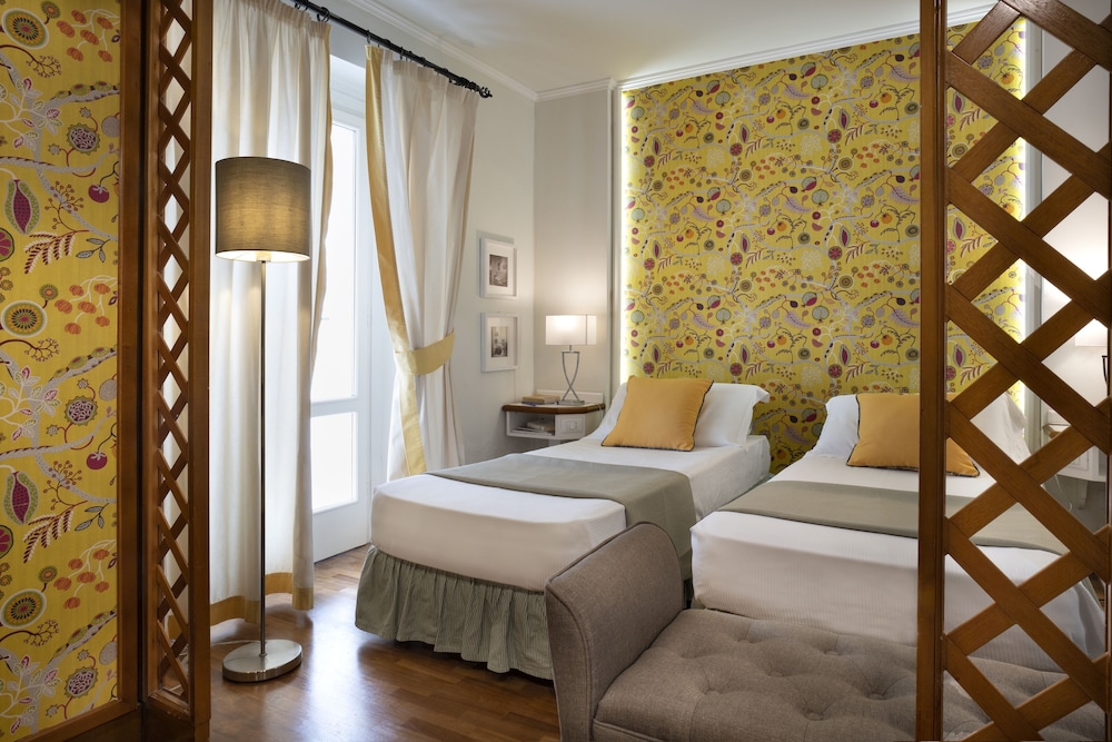 Residence Premium photo 2