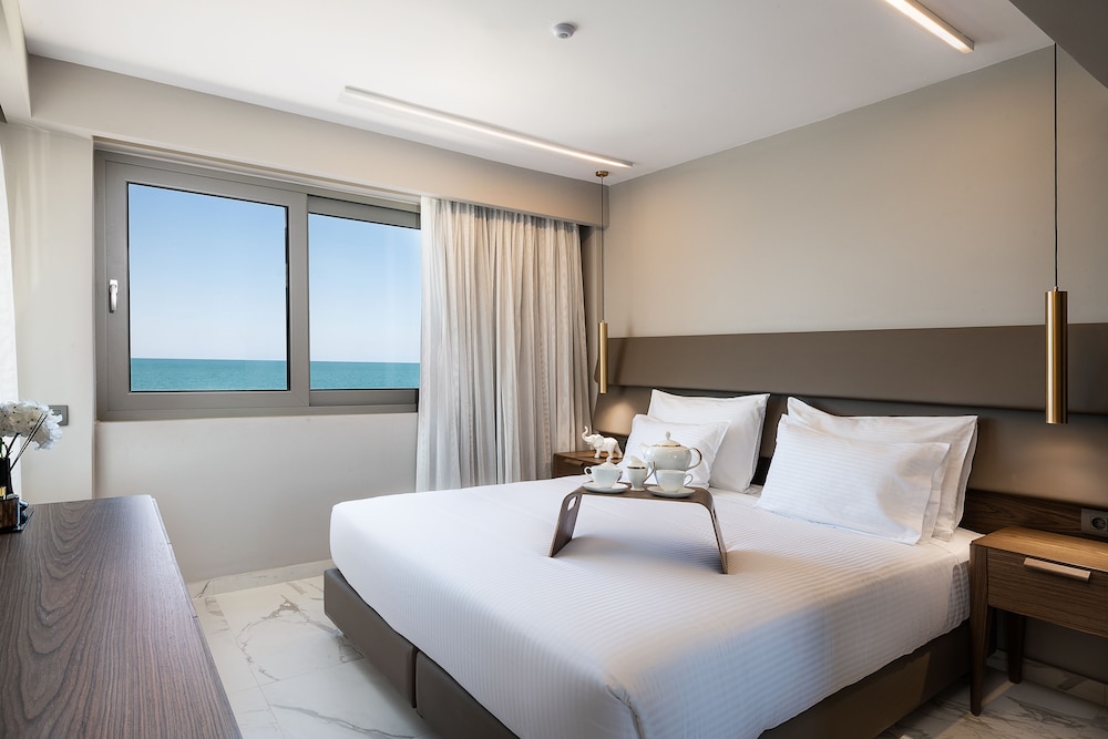 Nest Suite with 2 Bedrooms - Photo 1