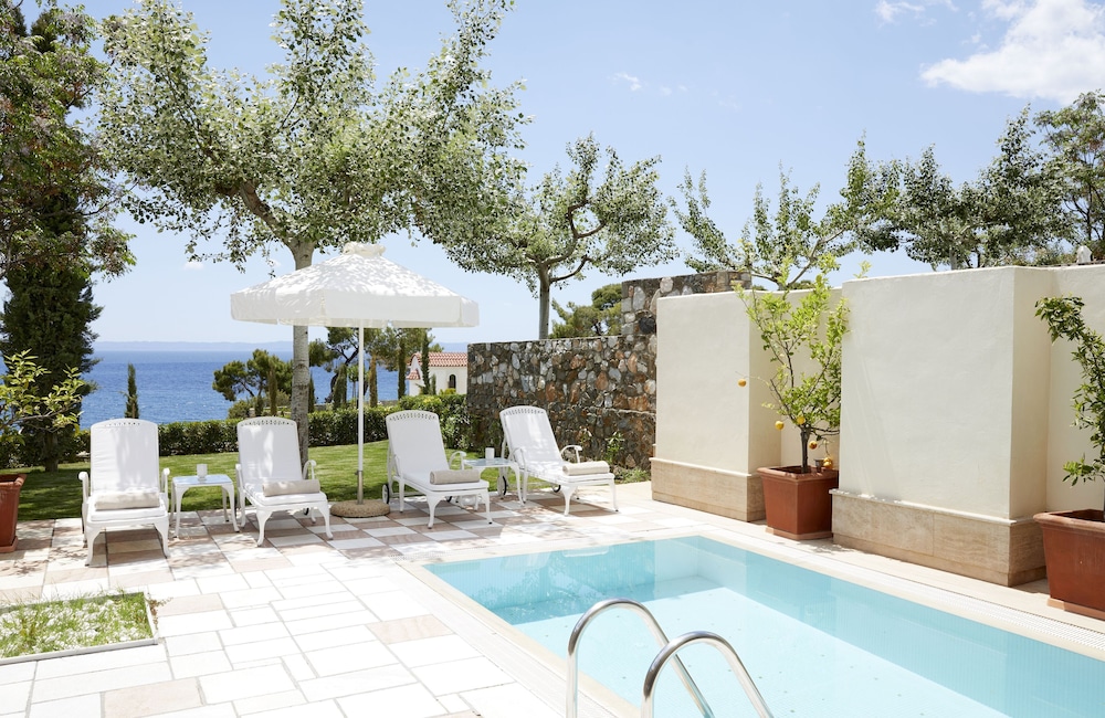 Luxury Suite, 2 Bedrooms (Pool) photo 2
