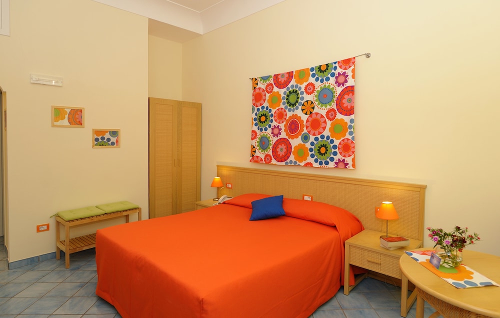 Traditional Room photo 3