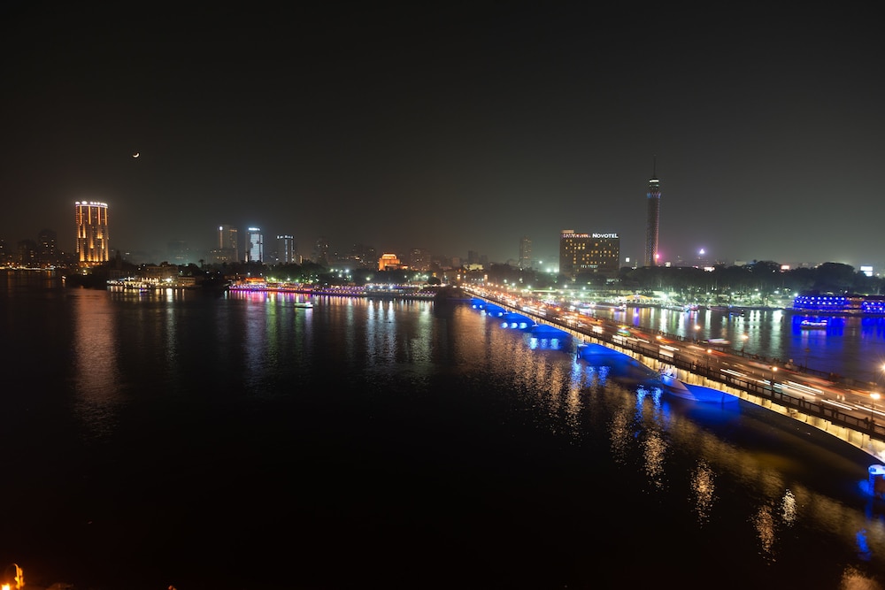 Classic Room, 1 King Bed, Accessible, Club Lounge Access (Nile View) - Photo 4