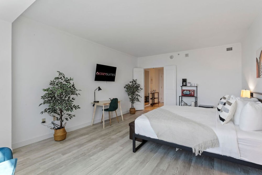 Apartment photo 2